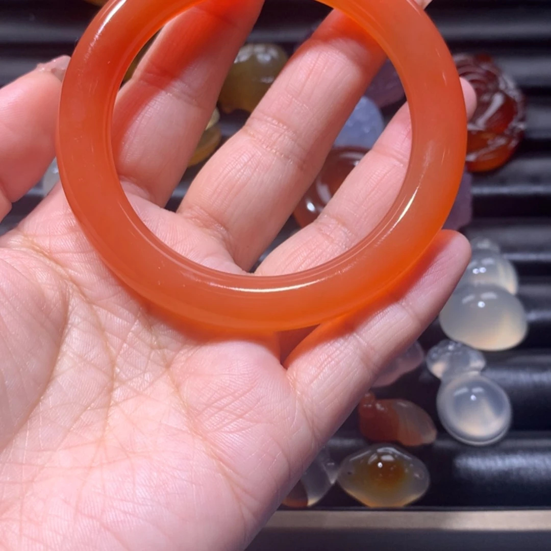 【闪购商品】玛瑙/玉髓手镯未镶嵌二****8