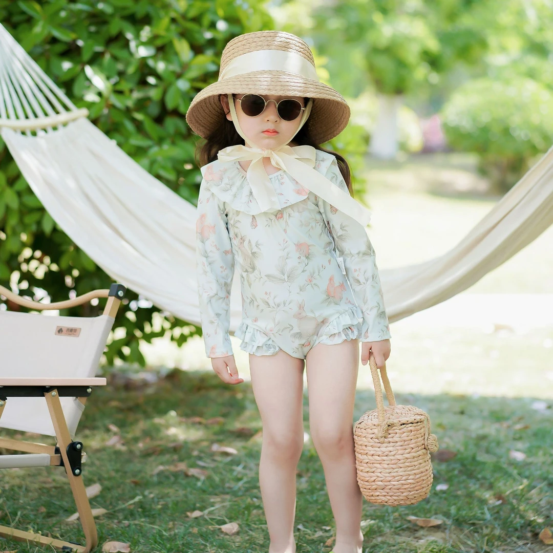 女宝宝2025新款松鼠荷叶边可爱长袖连体泳衣女童温泉沙滩度假泳装