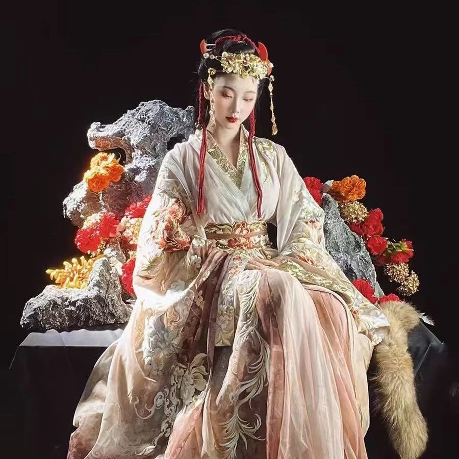 重工刺绣原创汉服改良2024长衫新款魏晋仙气大袖套装秋冬战国