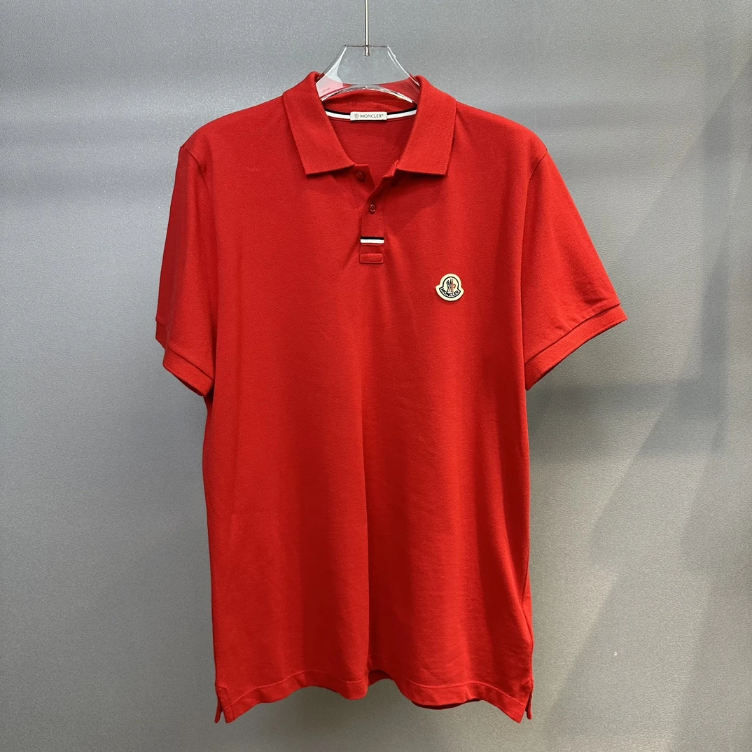 全新未使用 蒙口 蒙口大 红色领口条纹经典休闲运动logo polo衫款