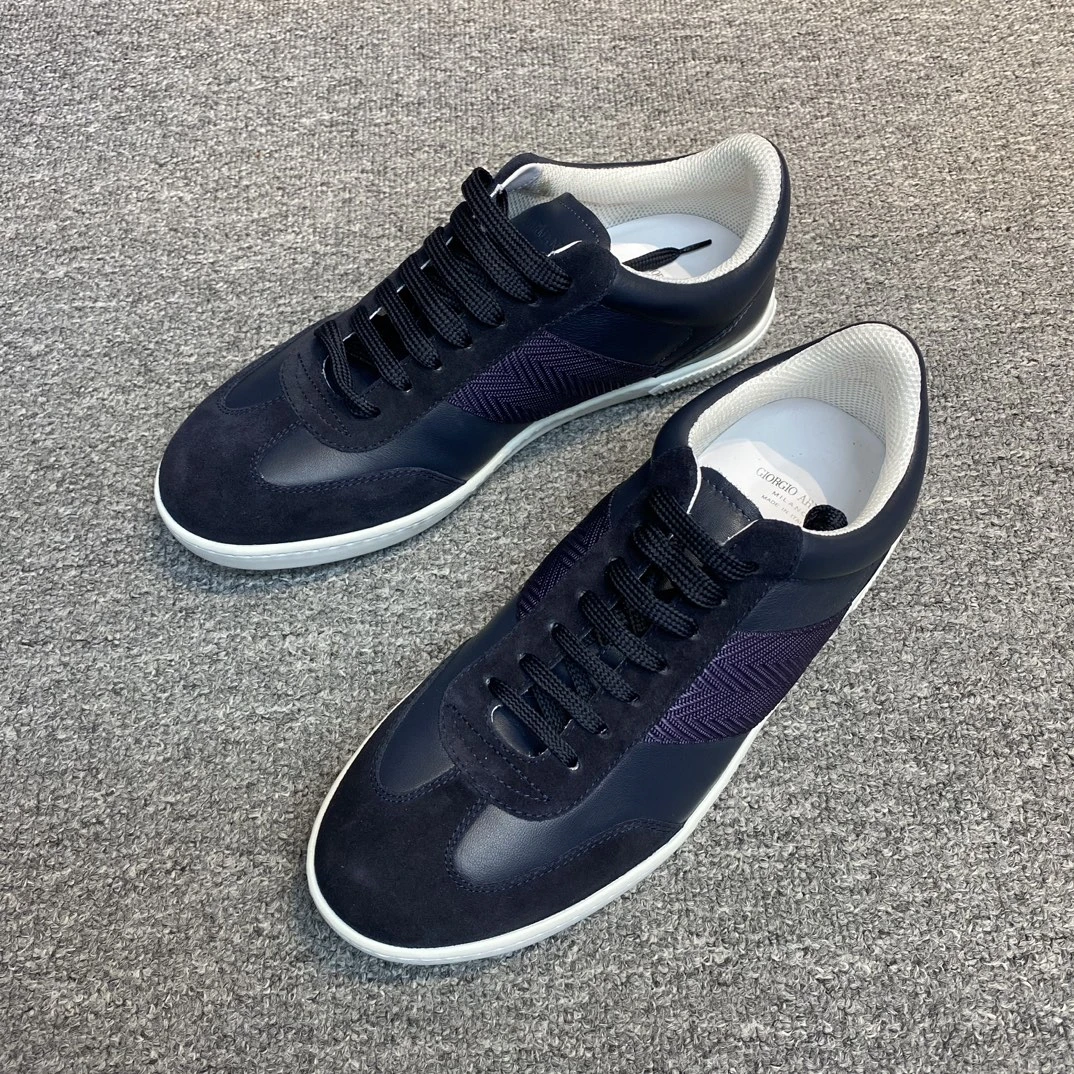 全新未使用 GIORGIO ARMANI/阿玛尼 低帮GA男士蓝色经典款 板鞋