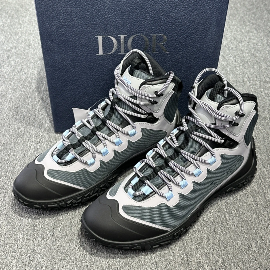 全新未使用 DIOR/迪奥 男士B28蓝灰色织物高帮轮胎鞋