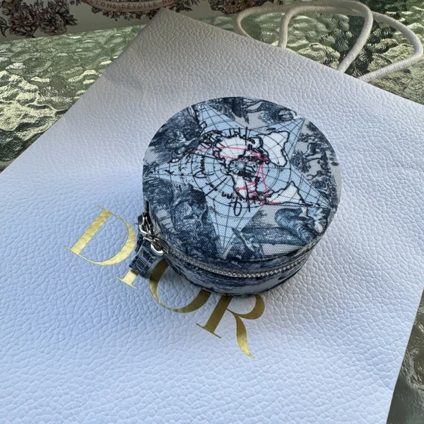 全新未使用 DIOR/迪奥 美妆店 积分兑换珠宝首饰盒收纳包129586