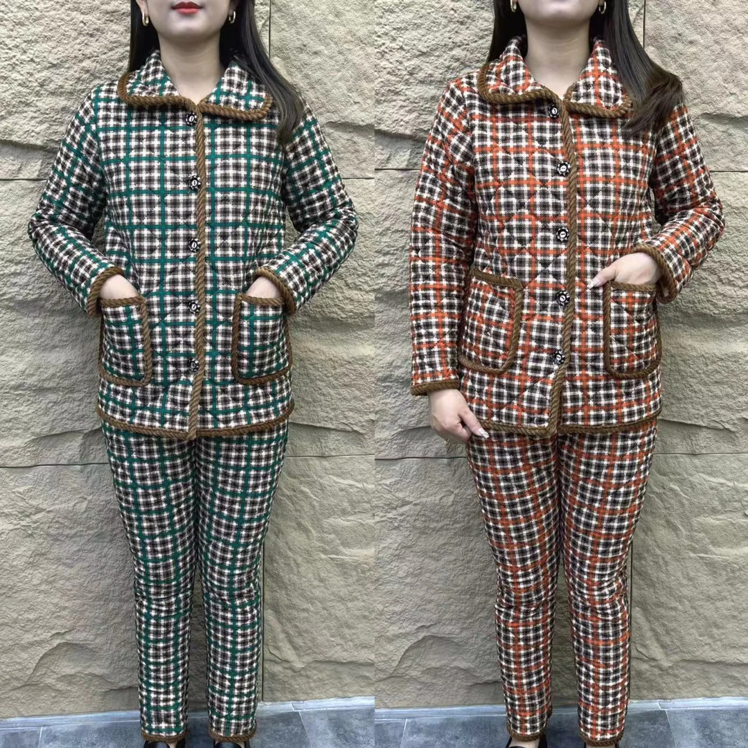 妈妈装2023时尚小细格花纹加绒加厚冬季休闲老年人棉衣保暖套装