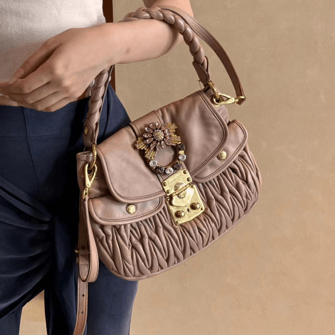 95新 MIU MIU/缪缪 单肩斜挎包