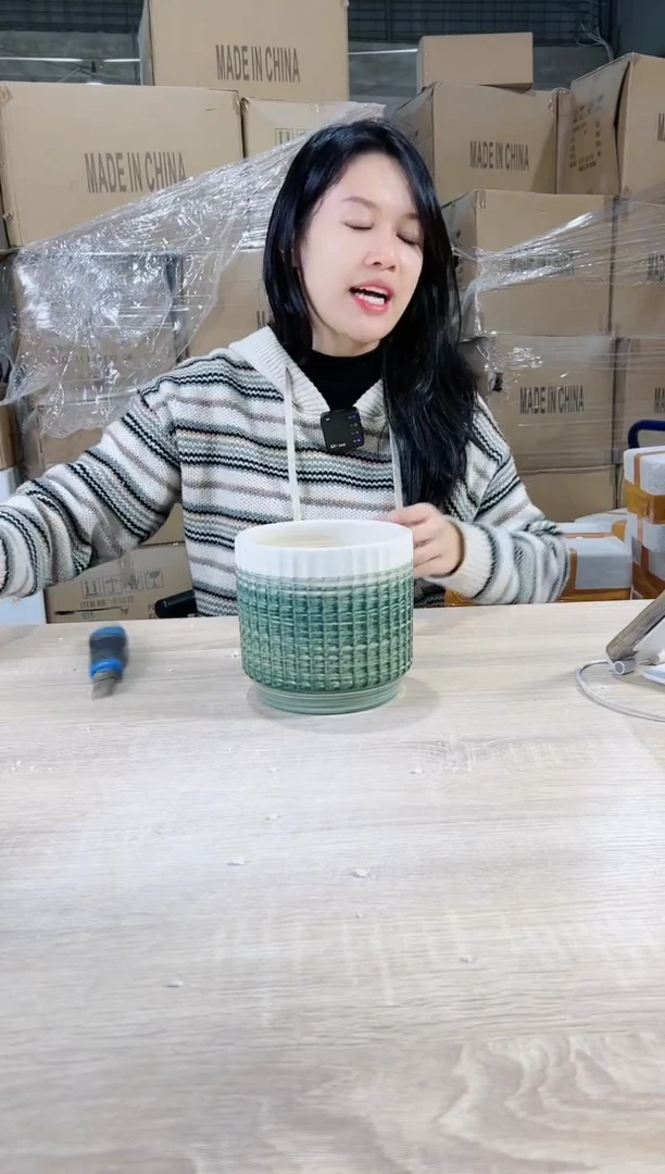 【闪购商品】陶瓷15cm以下条纹白口刷色小号15X14