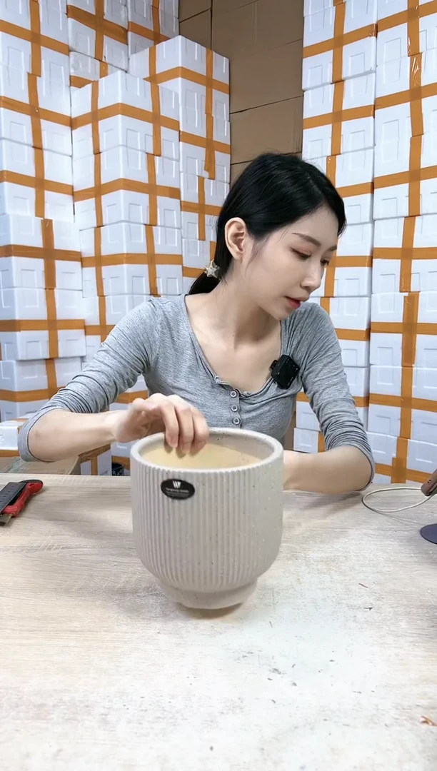 【闪购商品】陶瓷20CM以下杯型条纹亚麻中号16x15