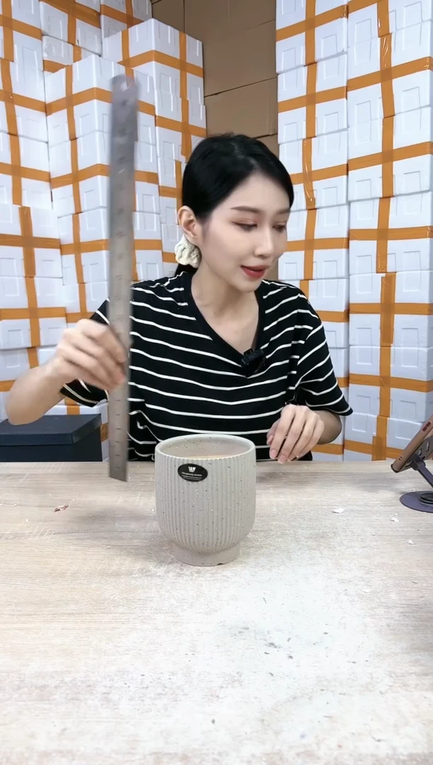 【闪购商品】陶瓷20CM以下杯型条纹亚麻小号12x13