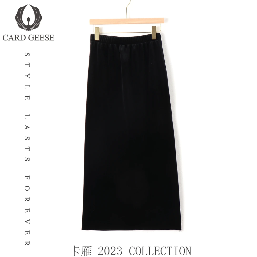 卡雁CARD GEESE时尚秋冬丝绒半身裙MYJ2-23S809-23129