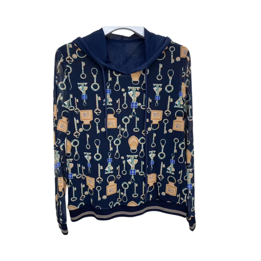 ///【新款】2025商场新款显瘦蓝色碎花连帽减龄女套头衫 T5512时尚