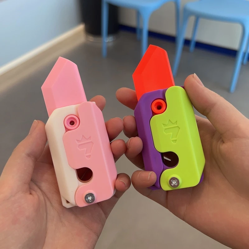 【现货】3D重力直跳小萝卜刀幼崽解压推牌小玩具3D立体重力刀新奇