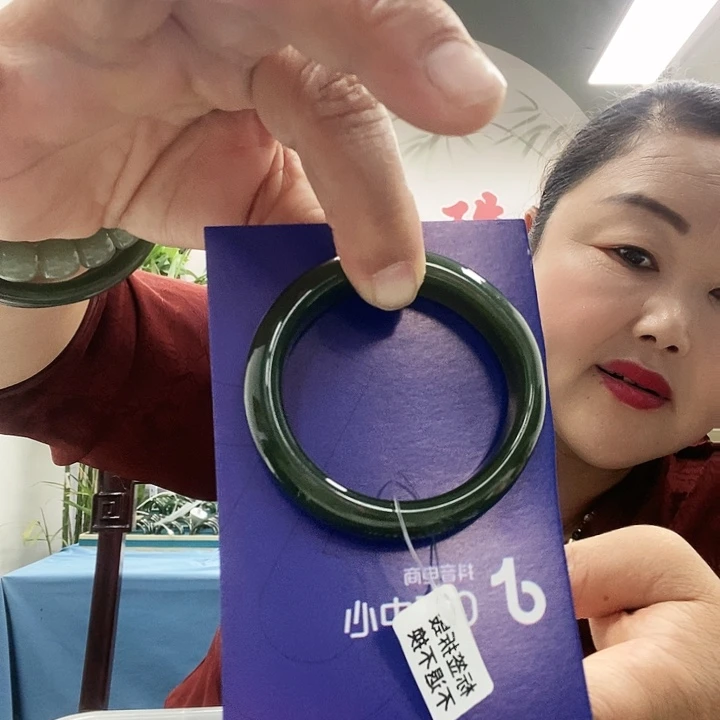 和田玉（糖玉）手镯未镶嵌51