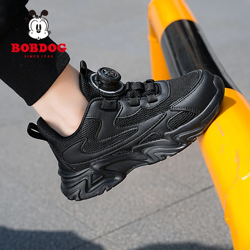 巴布豆童鞋男童小黑鞋旋转纽扣儿童黑色运动鞋校园女童网面跑步鞋