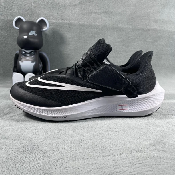 二手42.5码 Nike Air Zoom Pegasus 39 跑鞋 黑 无盒 公价539