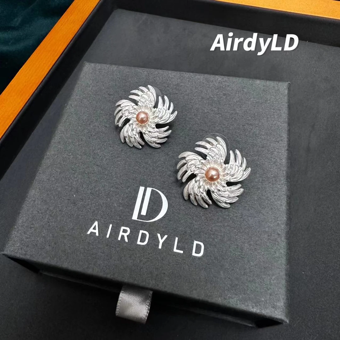 铜合金仿珍珠耳饰 【花火】经典银色中古镶嵌旋转烟花耳钉ED133