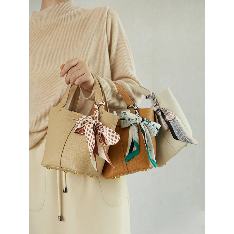 伊米妮新款斜挎单肩手提包菜篮子包时尚百搭小众水桶包小包包便携