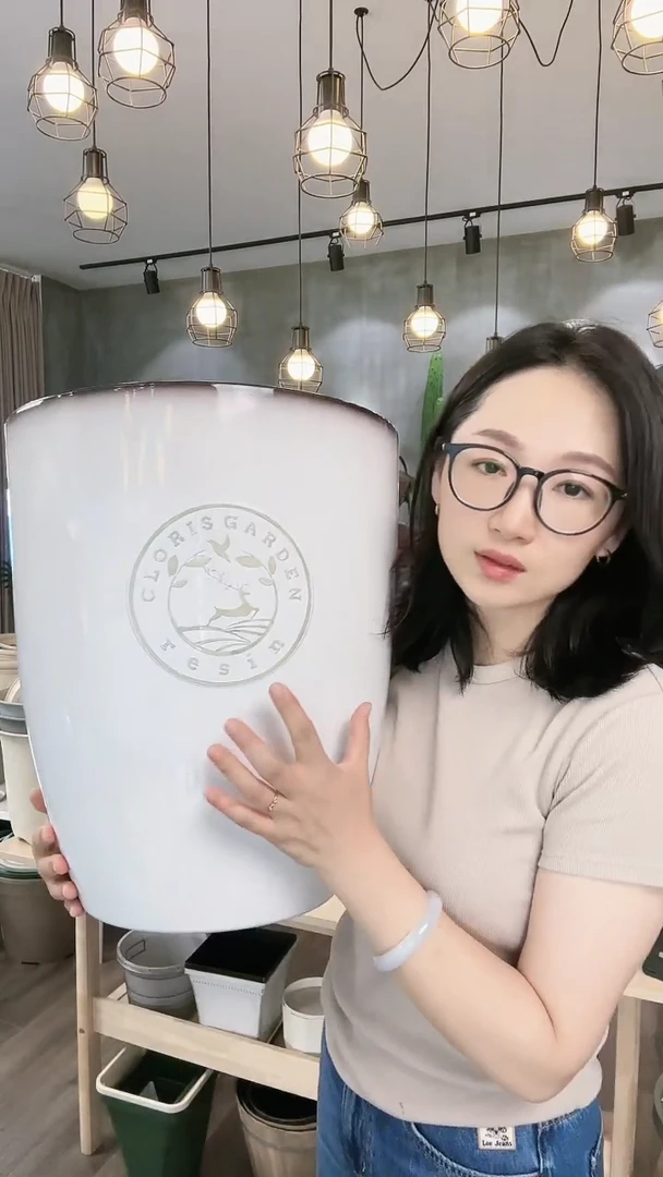 【闪购商品】塑料20CM以下14.8寸子弹高光白口圈黑色2只不带托