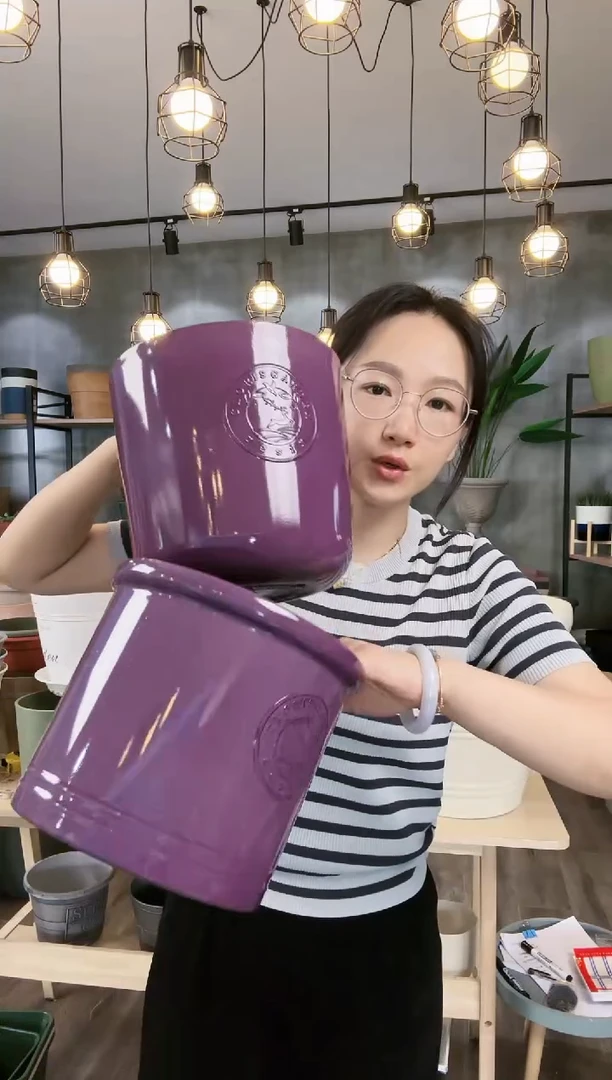 【闪购商品】塑料20CM以下8寸直身圆柱盆紫色各一只不带托