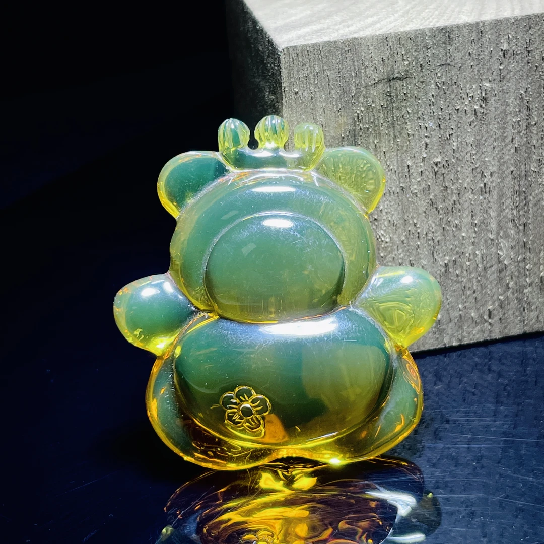 墨西哥蓝珀可爱皇冠抱抱熊暴力熊挂坠吊坠雕刻