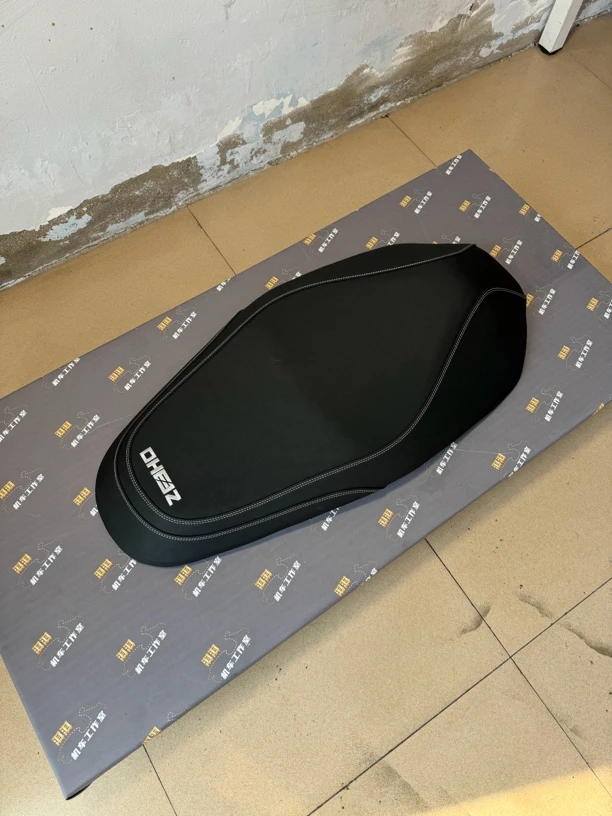 适用于极核AE8ZEEHO坐垫套座垫套改装配件