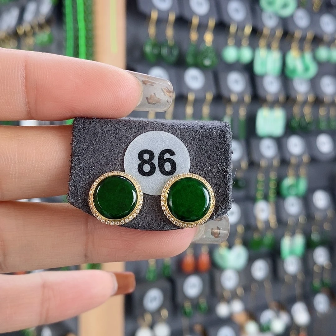 翡翠耳饰18K金镶嵌耳饰