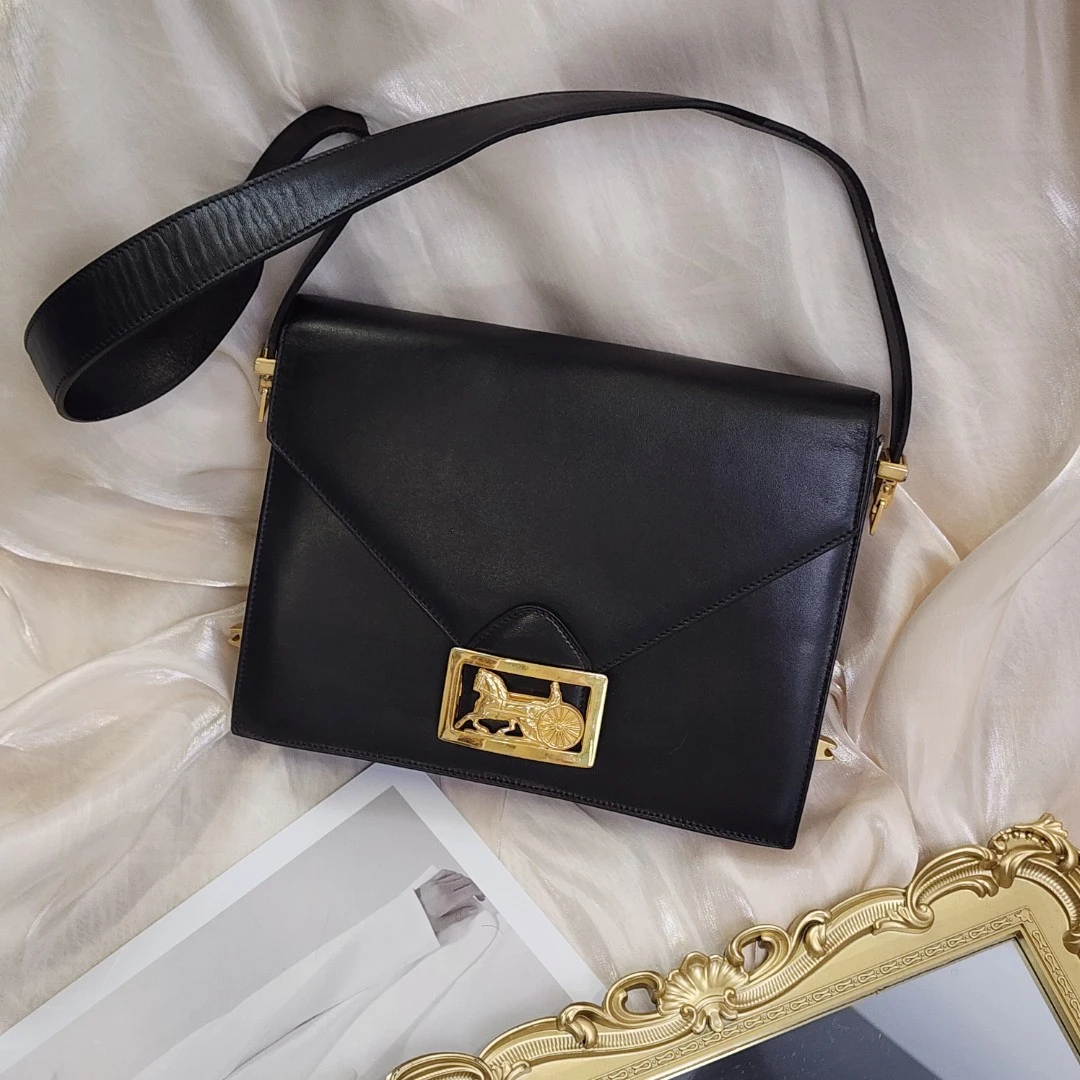 95新 Celine/思琳 黑金斜挎包