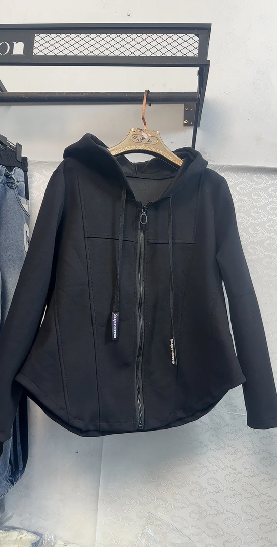 秋季新款圆弧摆收腰显瘦抽绳连帽卫衣女洋气设计感短外套上衣爆款