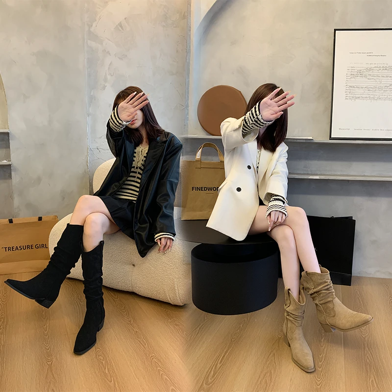 紫幻玲珑加宽大码2025新款胖mm女鞋腿粗复古尖头百搭堆堆靴黑色