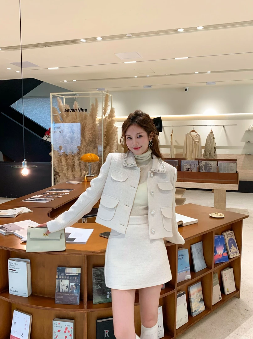 25117 小香风两件套