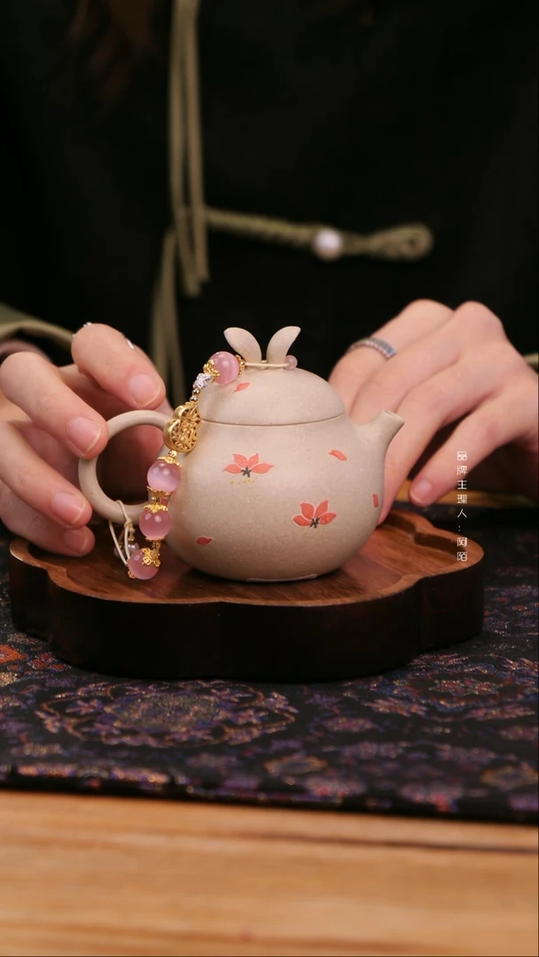 【闪购商品】宜兴紫砂兔子紫砂壶