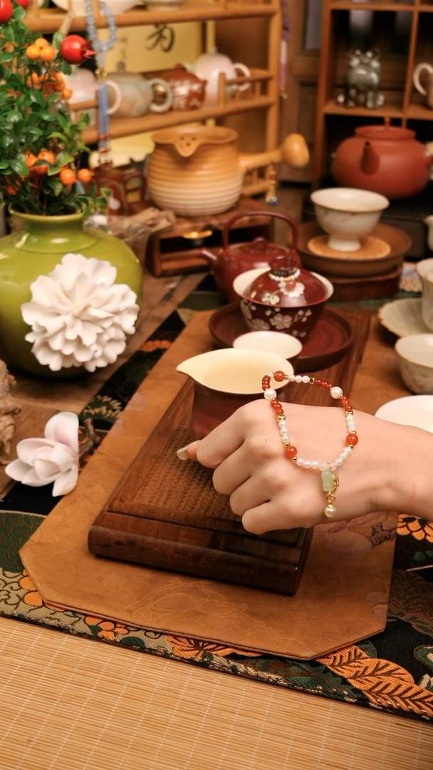 【闪购商品】陶瓷公道蝴蝶结提溜