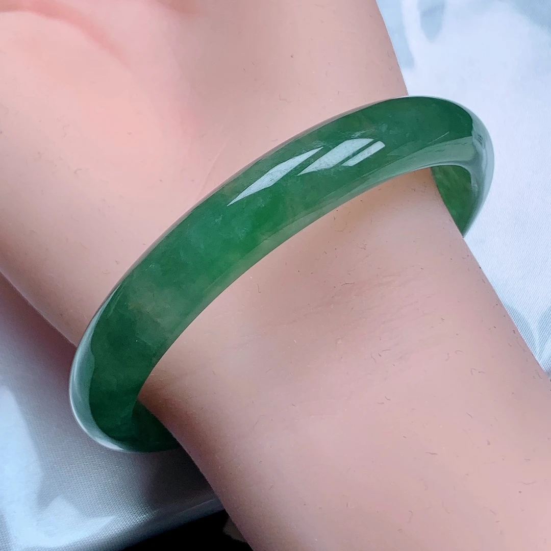 57圈贵妃正品A货满绿翡翠手镯翡翠色冰透菠菜绿少女蛋型玉镯女款