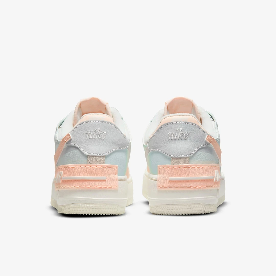 Nike/耐克正品Air Force 1 空军一号女子运动鞋 CU8591-104