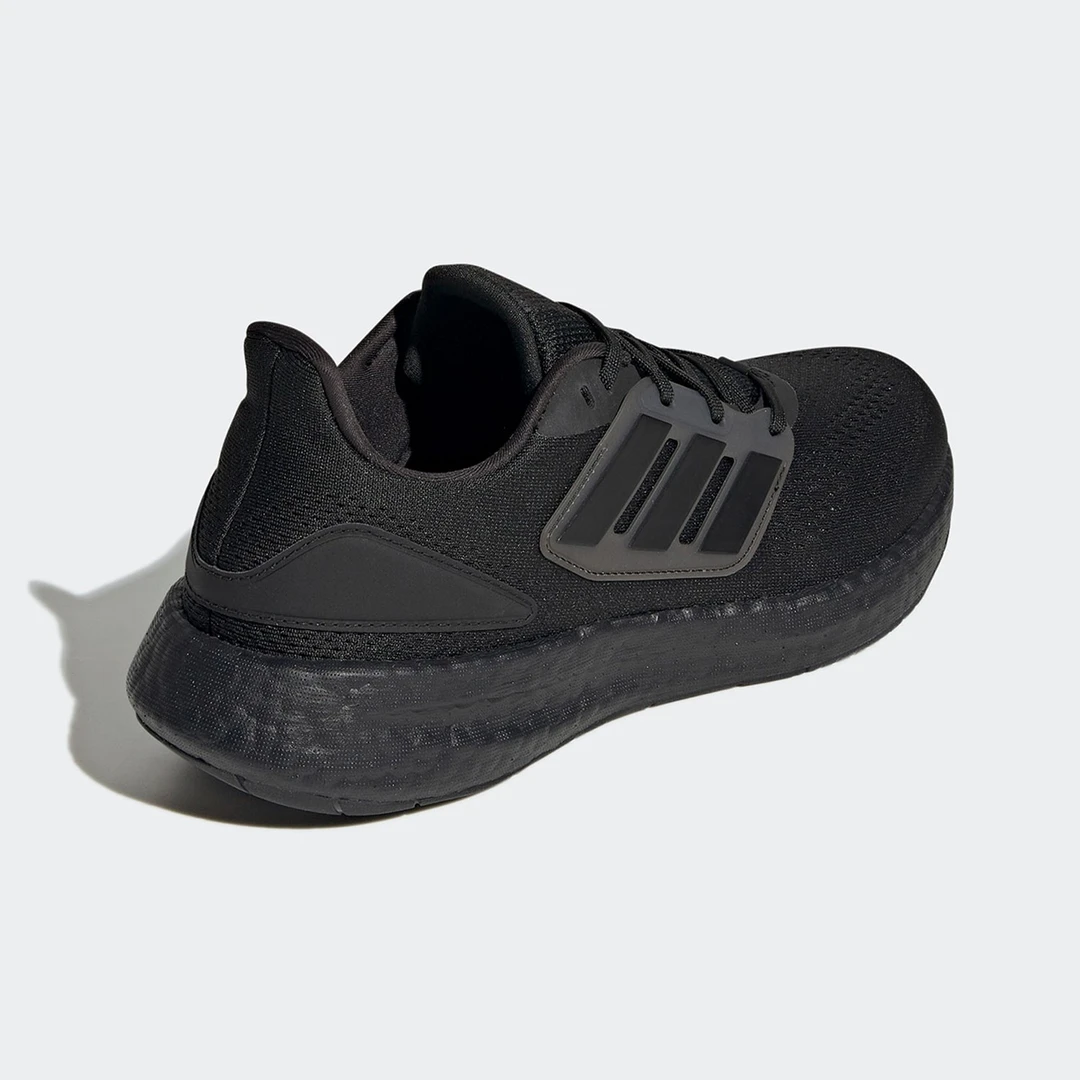 Adidas/阿迪达斯正品2022新款男鞋黑武士轻便跑步鞋GZ5173