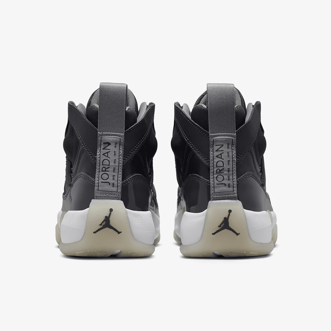 Nike/耐克正品Jordan JUMPMAN TWO TREY女子篮球鞋DR9631-003