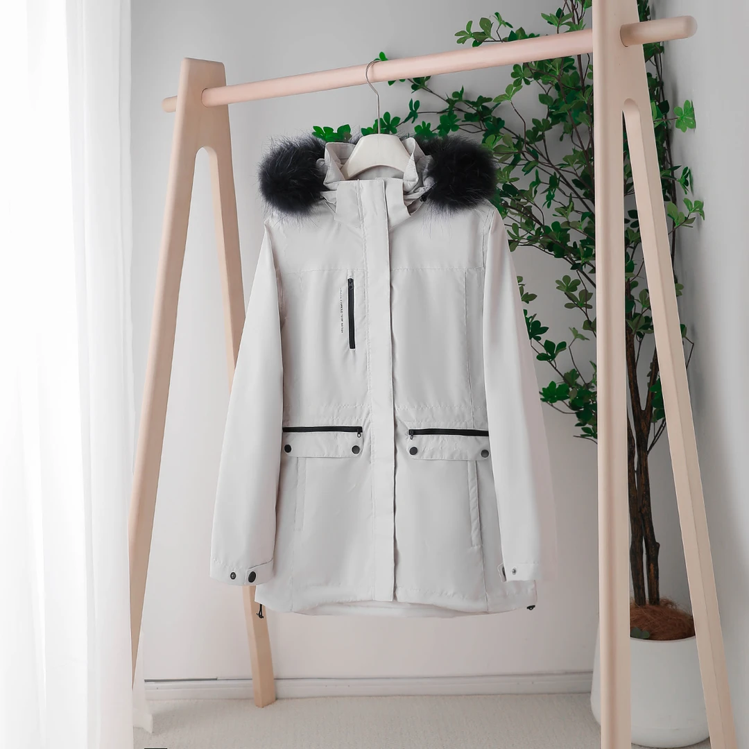 R-8917   时尚穿搭 ！女式简约休闲百搭短款连帽夹克外套