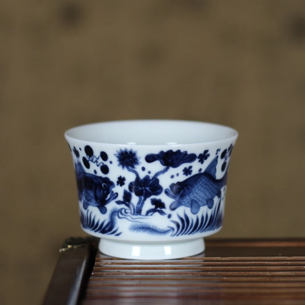 景德镇青花仿元青花 景德镇高端手工茶具鱼藻纹系列--马蹄主人杯