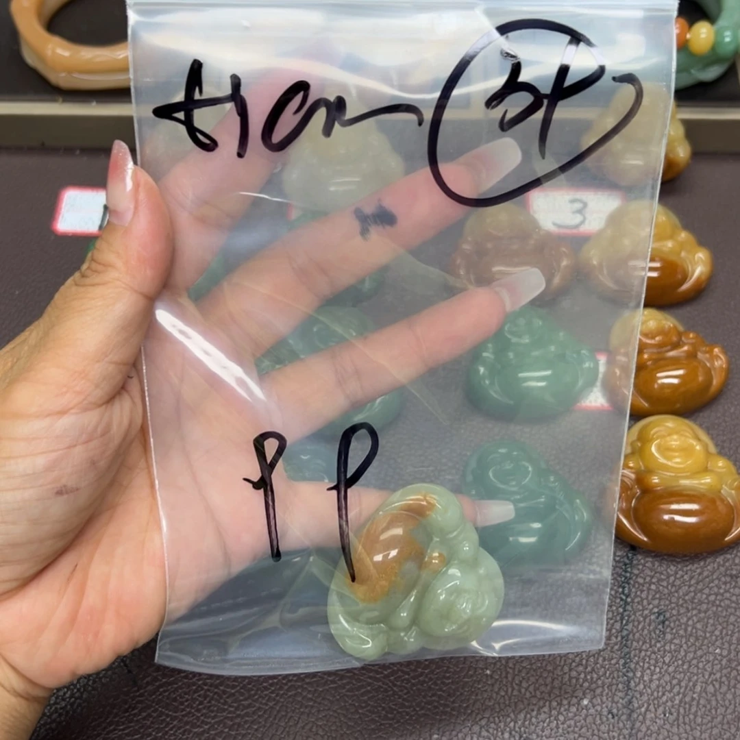 【闪购商品】石英质玉手镯未镶嵌t****n