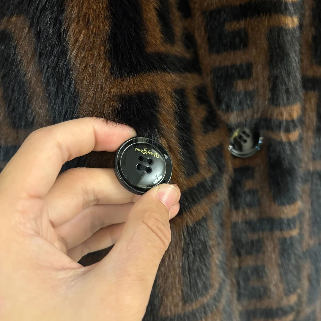 【董哥设计】孤独的单品 直播间 一物一拍哦  拍下记得直播间备注