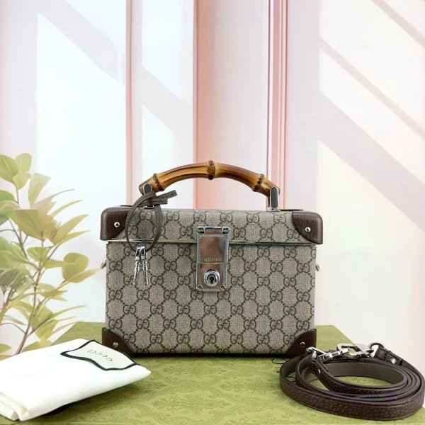 妃鱼/95新/古驰/Gucci/手提包/市场价36000