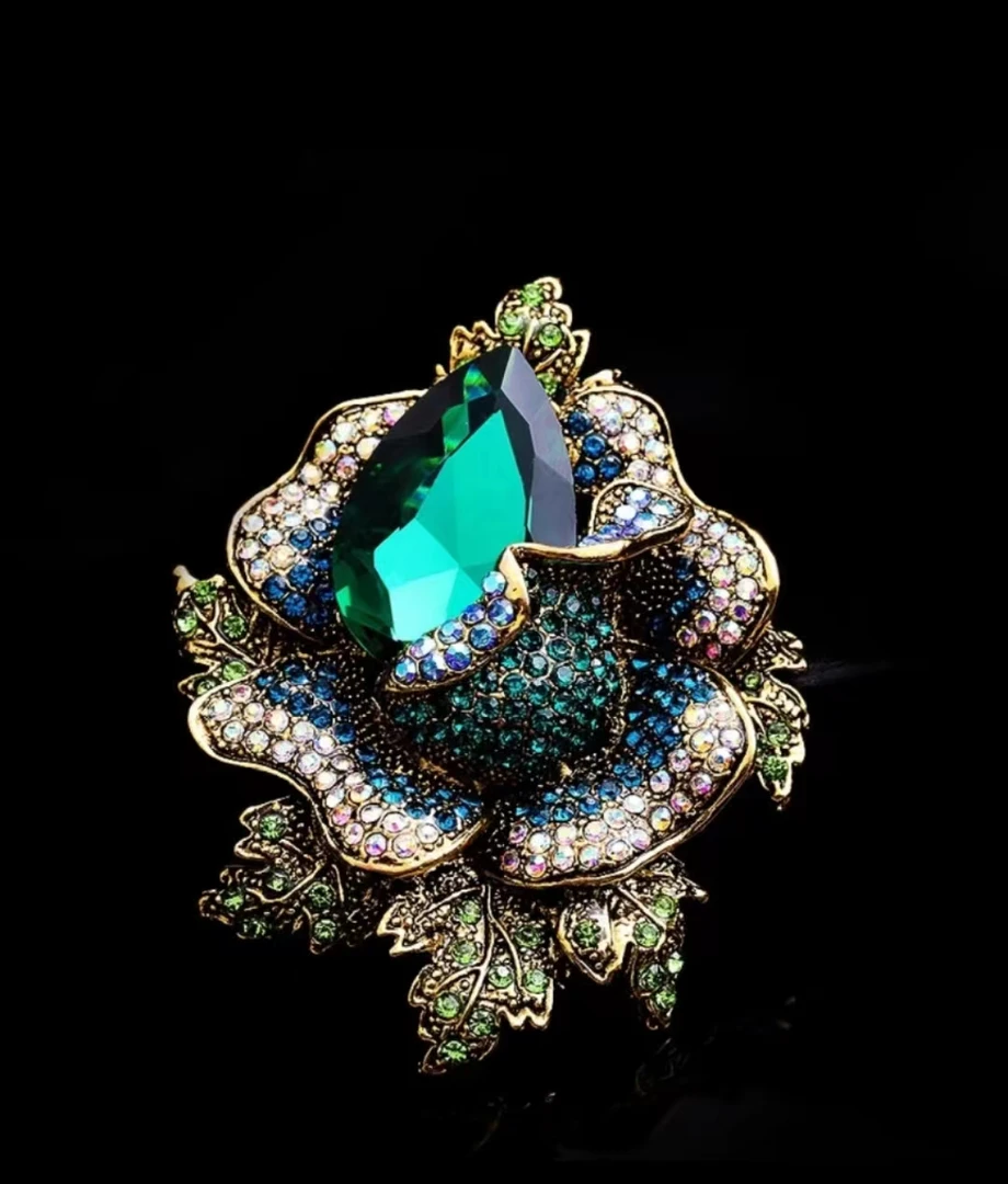 澜瑟 锌合金合成锆石胸针 xz936复古玫瑰花 大气绿色奢华古风时尚