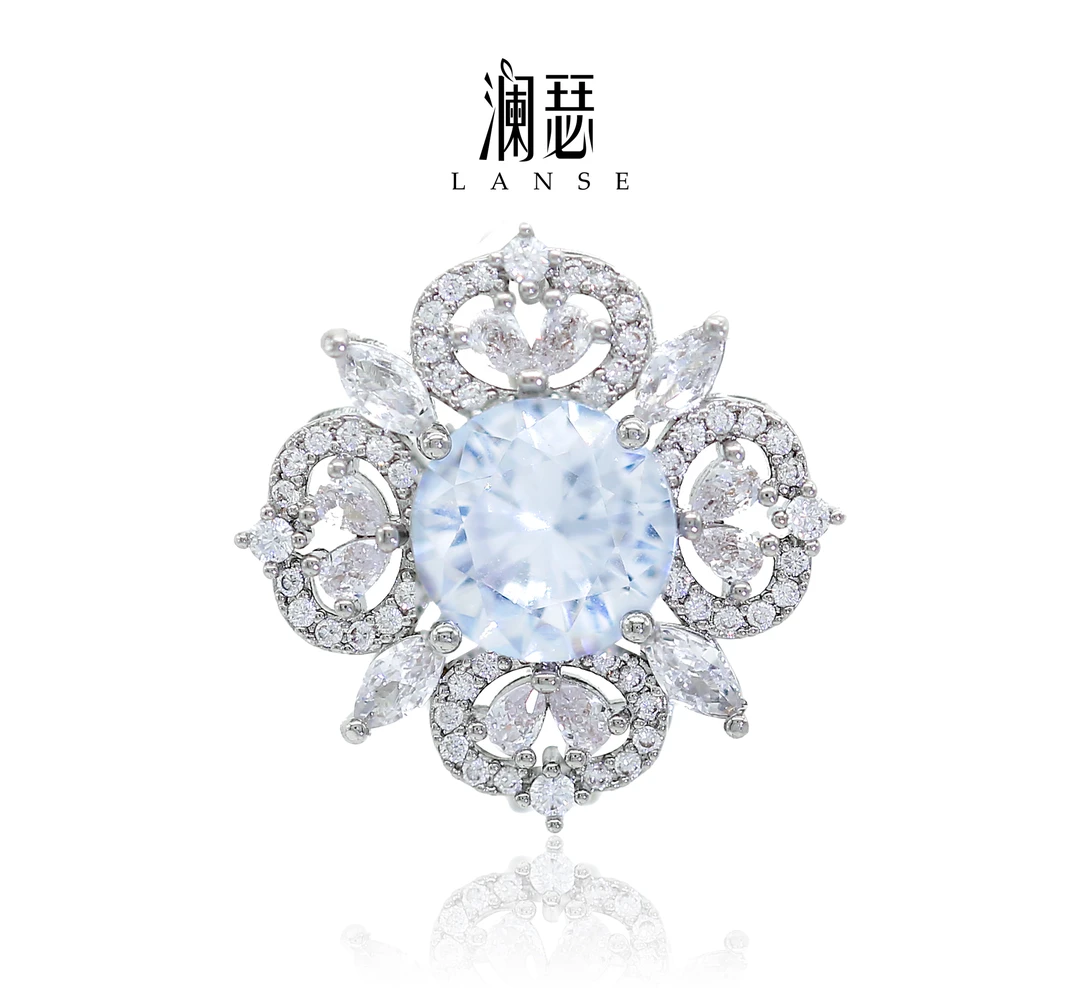澜瑟 铜合金合成锆石胸针 xz4351约定四叶草银镶嵌满钻豪华时尚