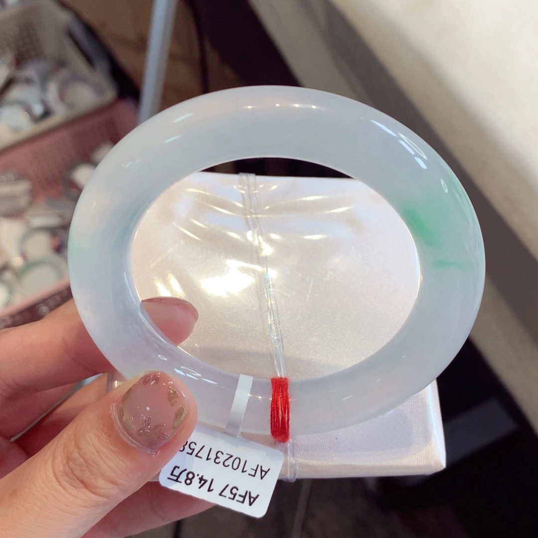 翡翠手镯（圆镯）未镶嵌四十一号77