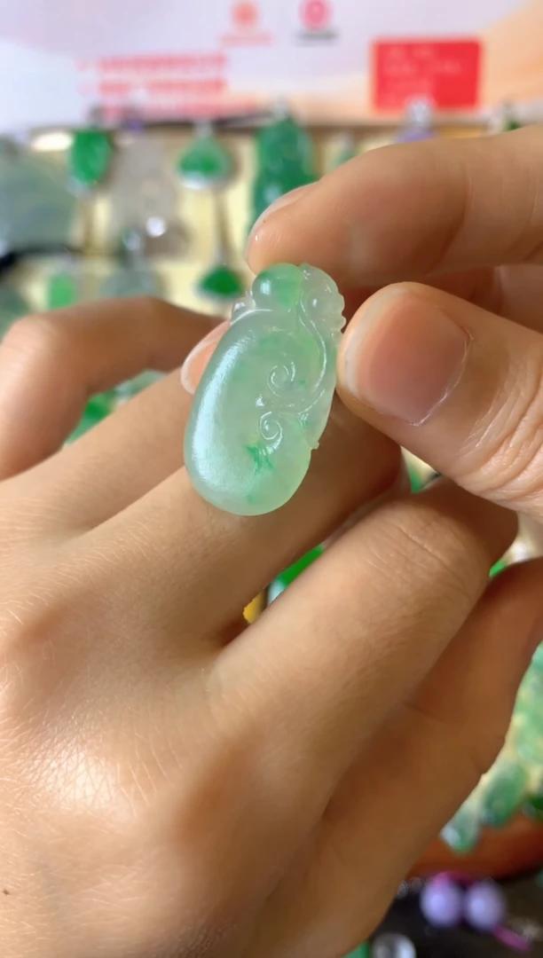 【闪购商品】定制翡翠未镶嵌毛货抛光