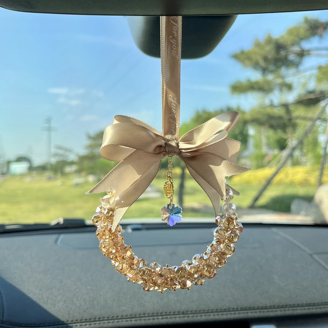 新款重工玻璃水晶高级感女神精致蝴蝶结挂件平安福吊坠网红车饰品