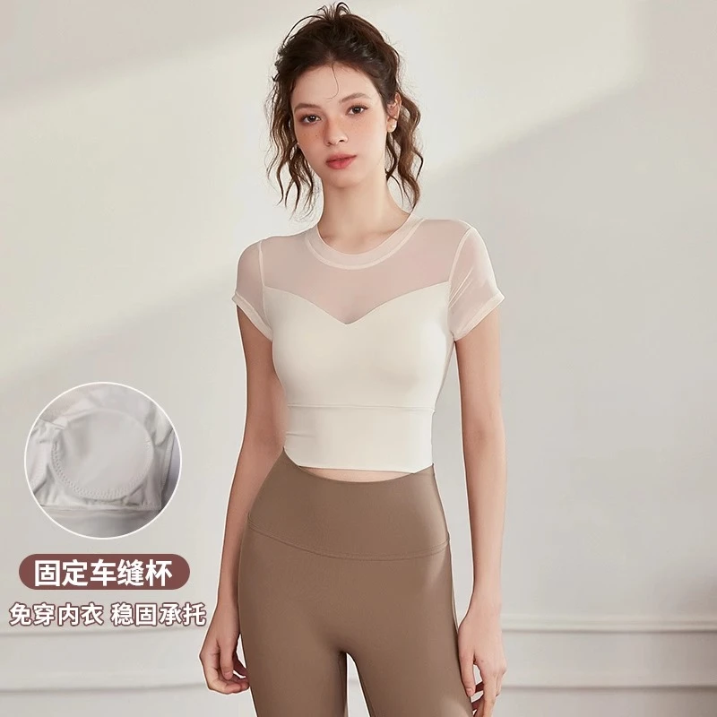拍朵时尚健身短袖女含胸垫网纱拼接瑜伽服薄款透气运动上衣夏季