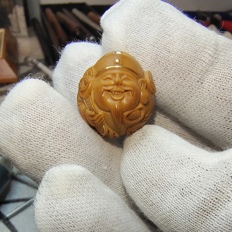 镶嵌999黄，财神爷