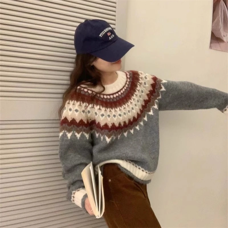 韩版慵懒风复古费尔岛重工提花针织打底衫女秋冬宽松加厚套头毛衣