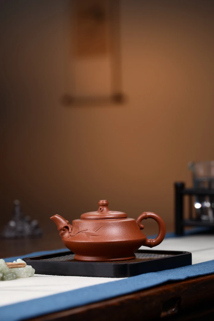 纯手工手制原矿黄龙山红泥降坡竹节壶