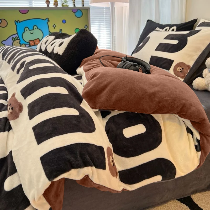 【7天试睡】2025新款牛奶绒加绒加厚被子150*200cm